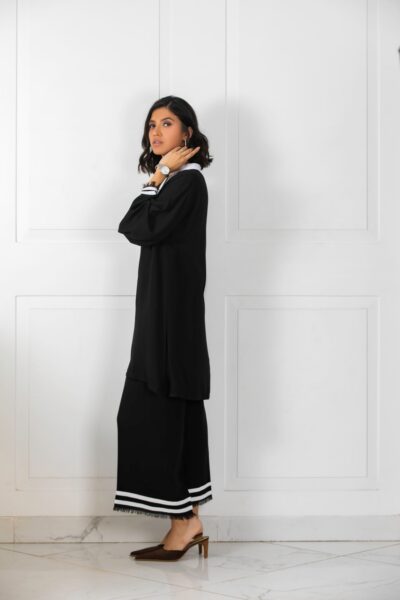 Black White Stripes Tori Bunch Shirt With Black Tassil Izaar | SHK-808 - Rtd - Image 3