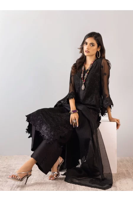 Jade Black - Image 3