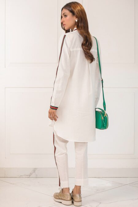 White Cotton Shirt With Contrast Frill Detail | SHK-569 - Image 2