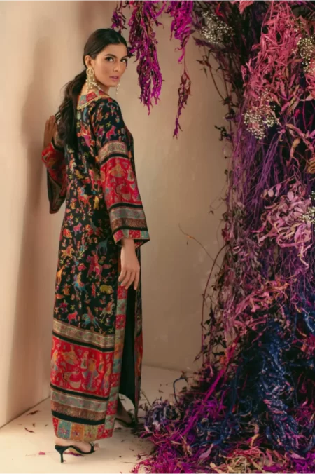 Black banarsi kaftan with shikargah print paired with flared pants – SHK-1026 - Image 2