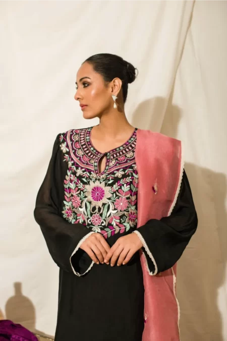 Rani Suit - Image 2