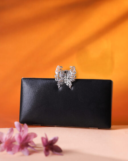 Iris – Black