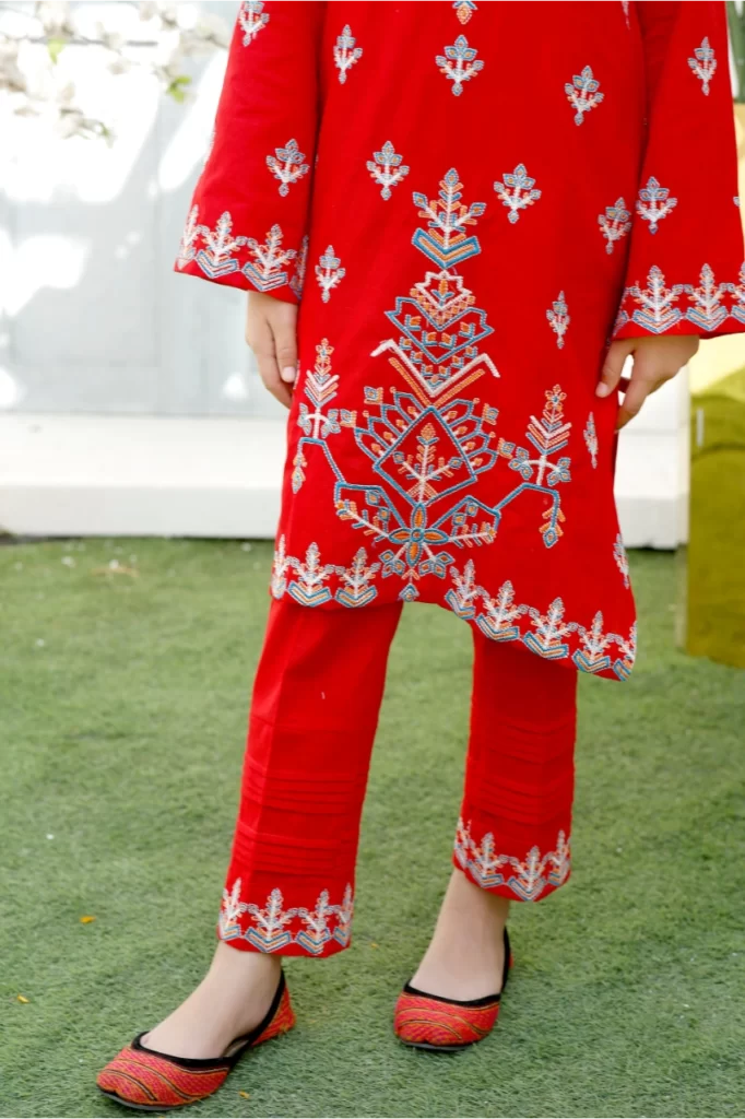 Red Love - Image 7