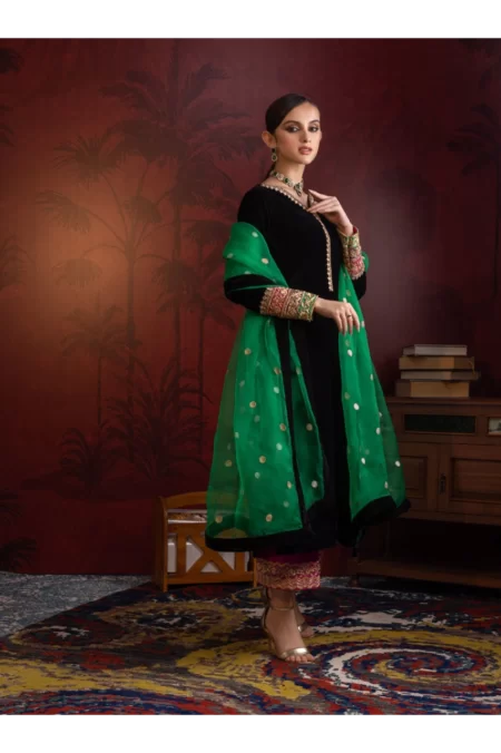 Yareen - Image 7