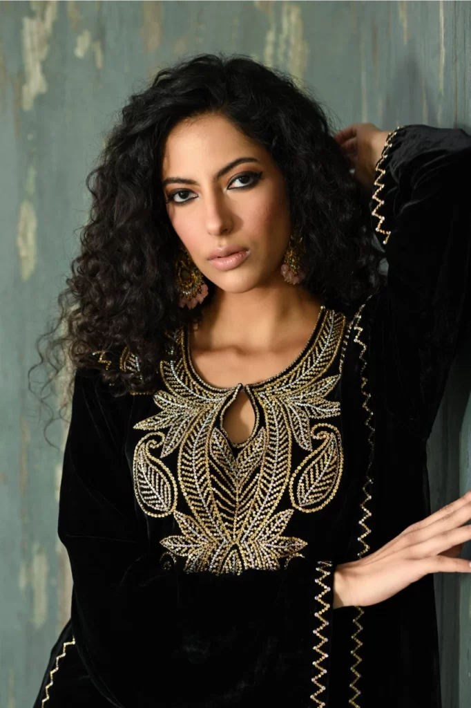 Black velvet set - Image 2