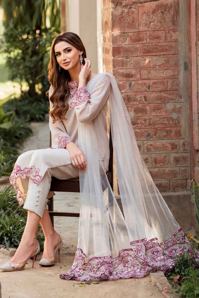 Rosalie - Natasha Kamal - Image 6