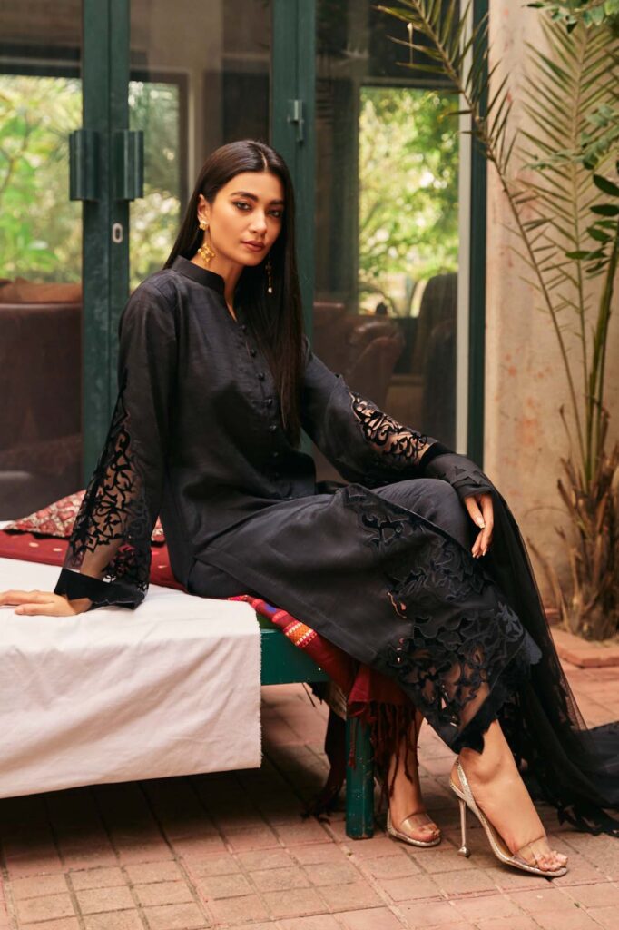 Viola - Natasha Kamal - Image 2