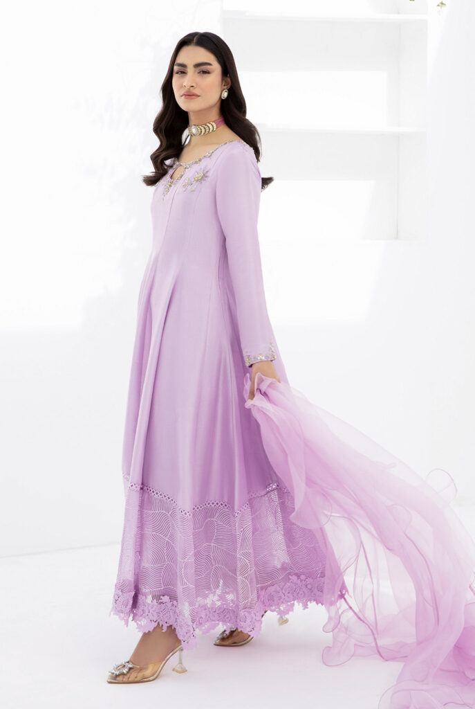 Amelia - Image 3