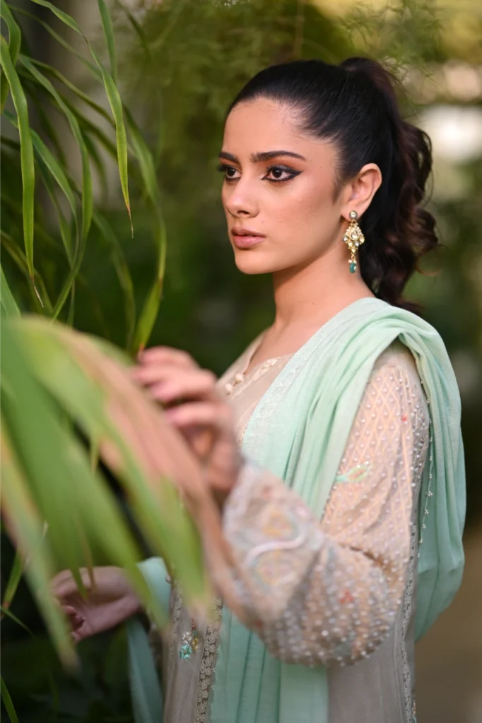 Beige and mint - Image 6