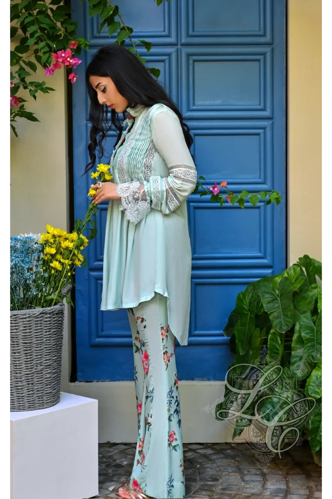Tiffany Blue Peplum Top With Printed Pants - Image 3
