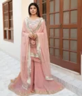 Pink Kamdani
