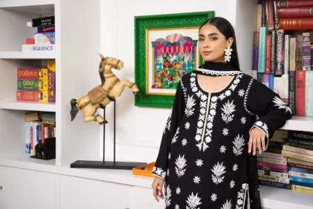 Black & White Embroidered Long Shirt With Matching Capri Pants And Dupatta With Detailing – Shk-1111 - Image 4
