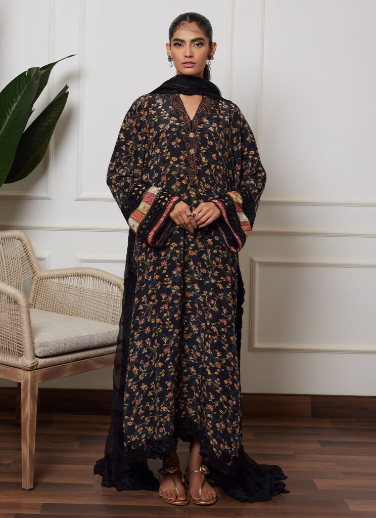 Farah Talib Aziz ( LEA AUTUMN WINTER'23 ) (49)