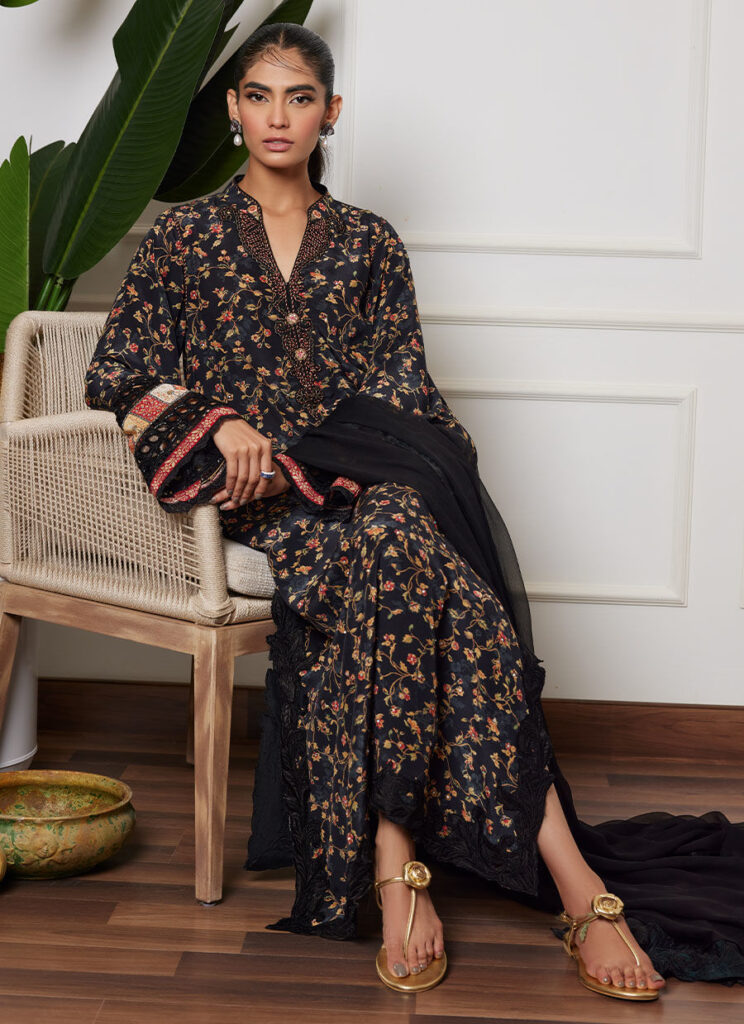 Farah Talib Aziz ( LEA AUTUMN WINTER'23 ) (49)