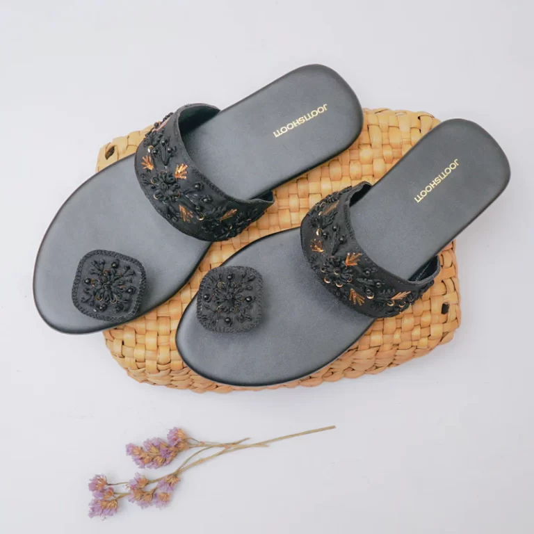 Chameli Black Slides - Image 2