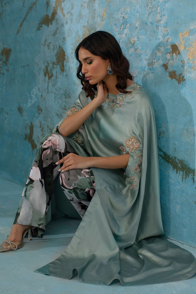 Lotus Love - Image 4
