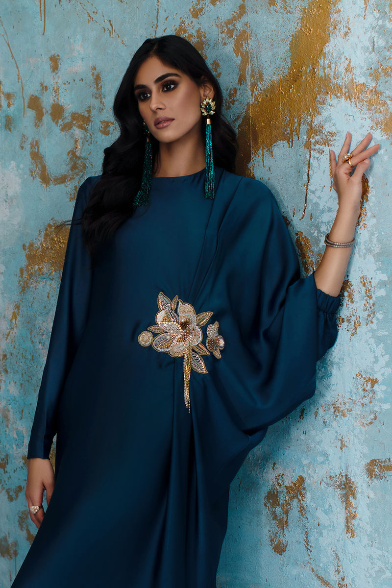 Ava Formal Kaftan Wardha Saleem Ensemble Pakistan