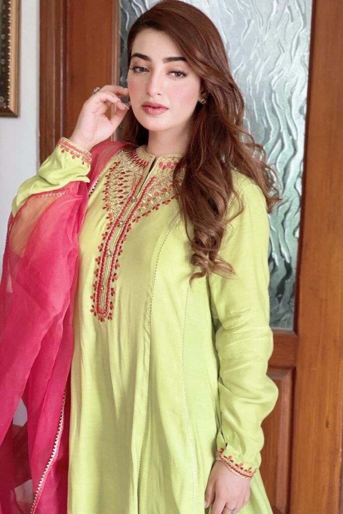 Apple Green