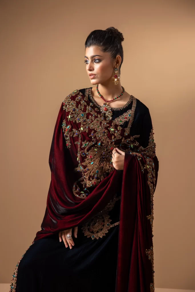 The Sparkling Helen Shawl - Image 6