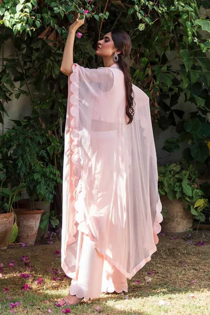 Raya - Image 4