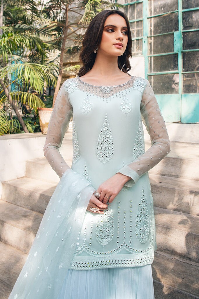 Raina - Image 7