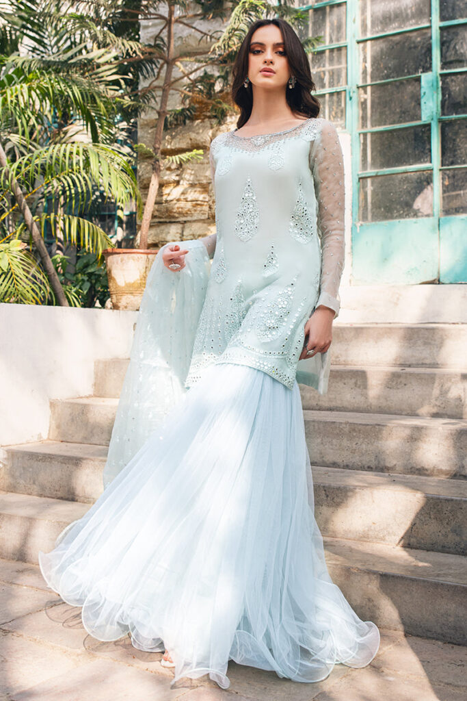 Raina - Image 6