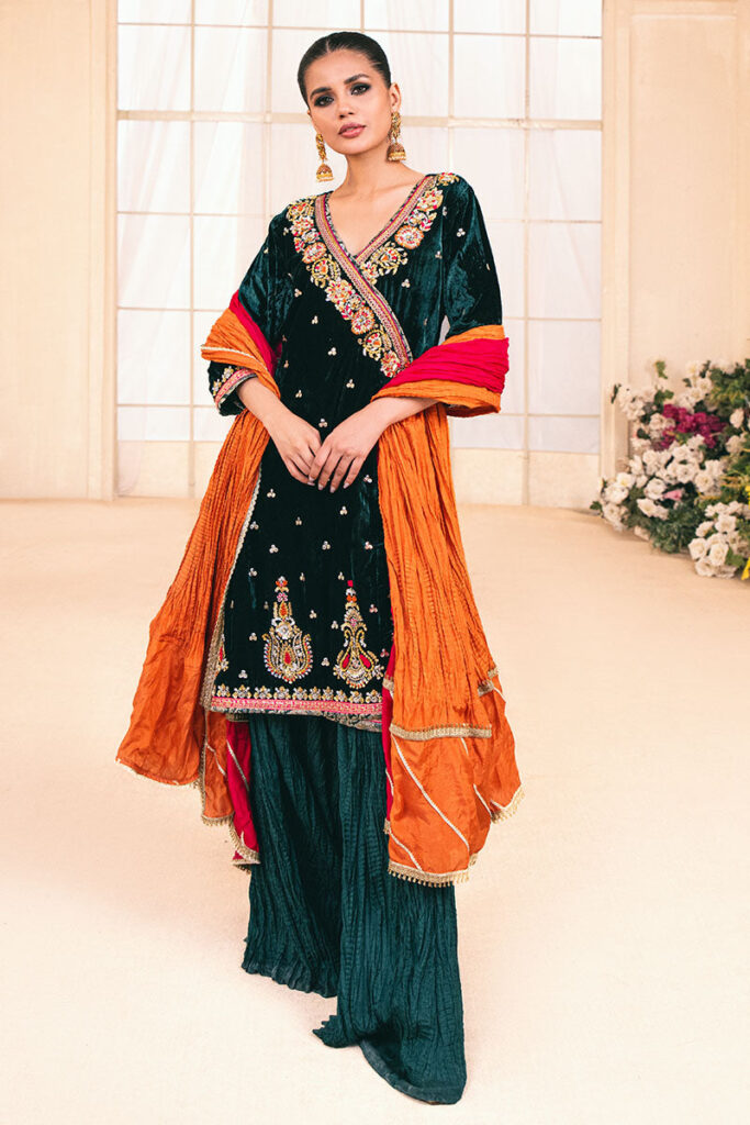 Ivy Green Angarakha