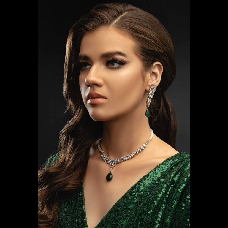 Queen Emerald Set - Image 7