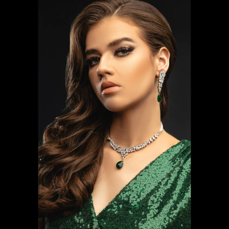 Queen Emerald Set - Image 6