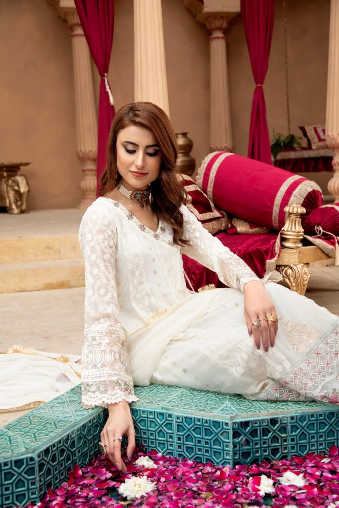 Angrakha-B-008-Off White - Image 7