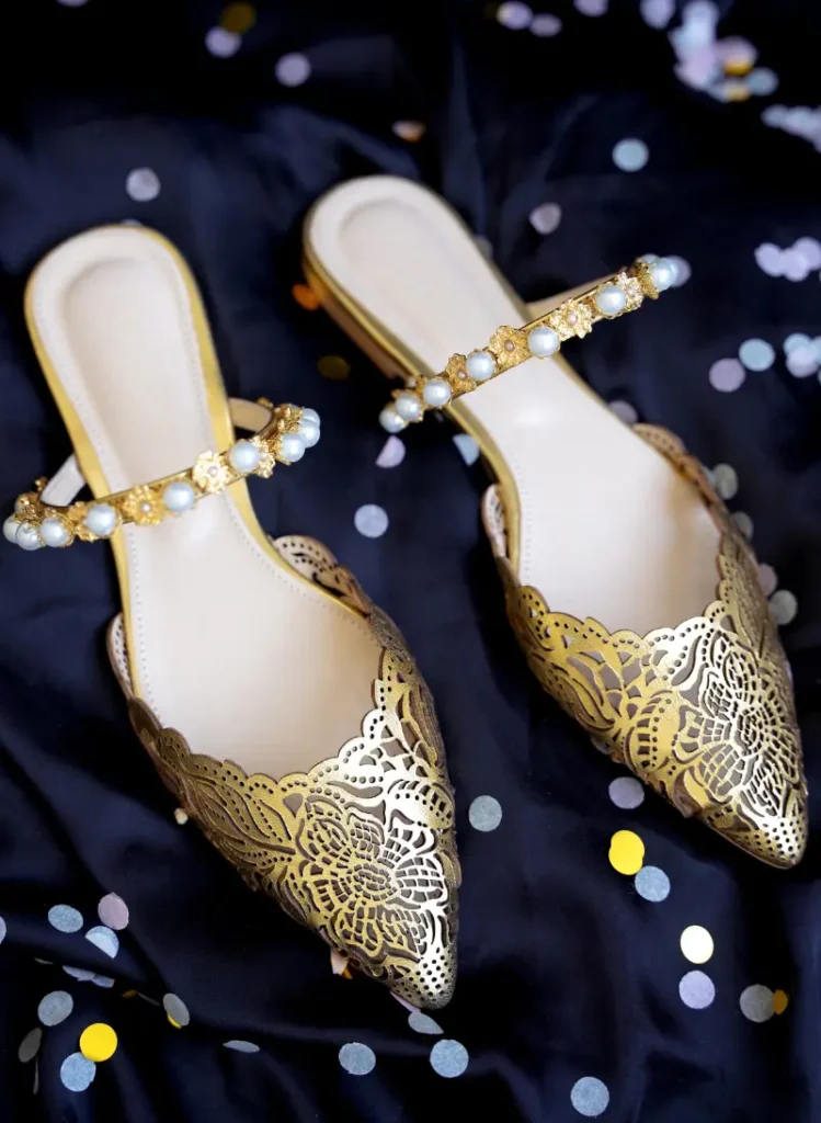 Pearl struck in Gold - Image 6