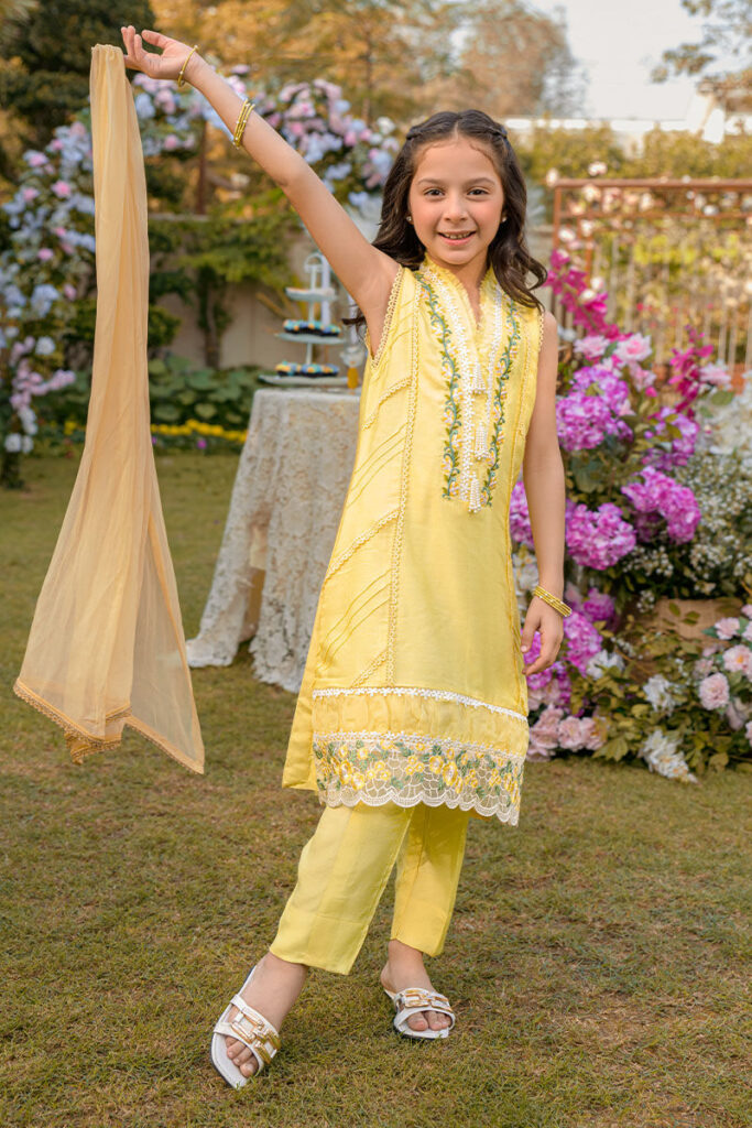Mini Vivid Yellow - Image 5