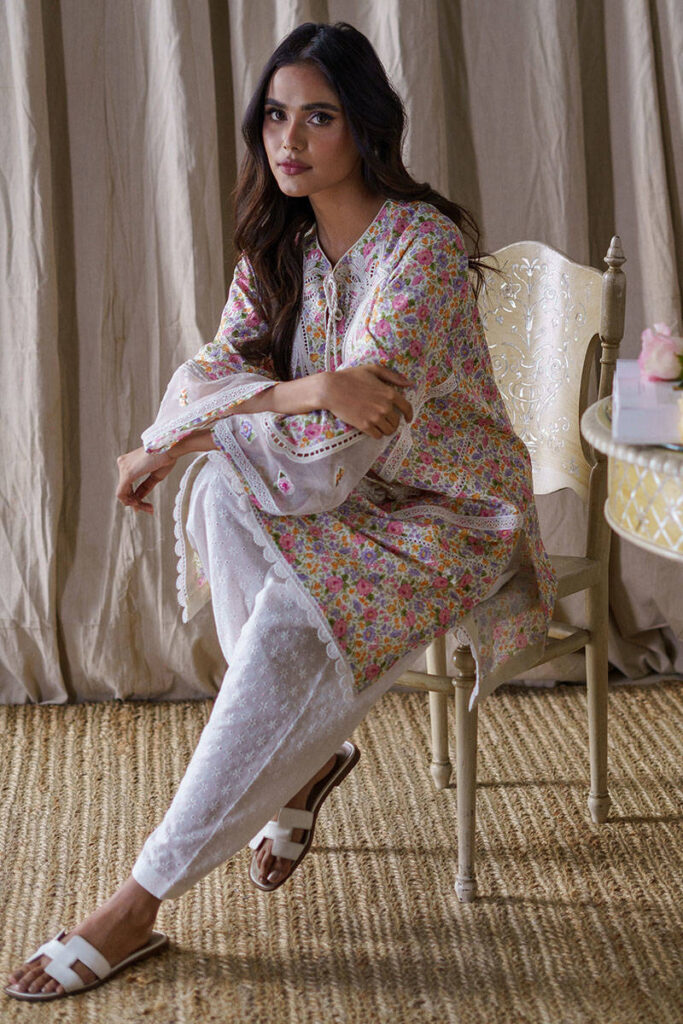 Dainty Floral - Image 6