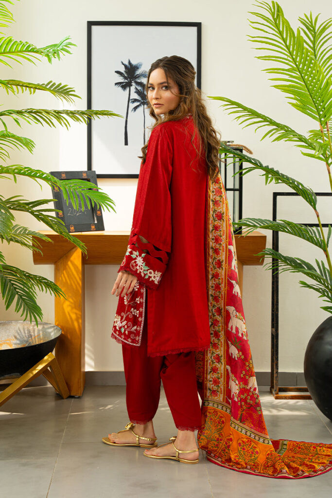 Tessa - Image 6