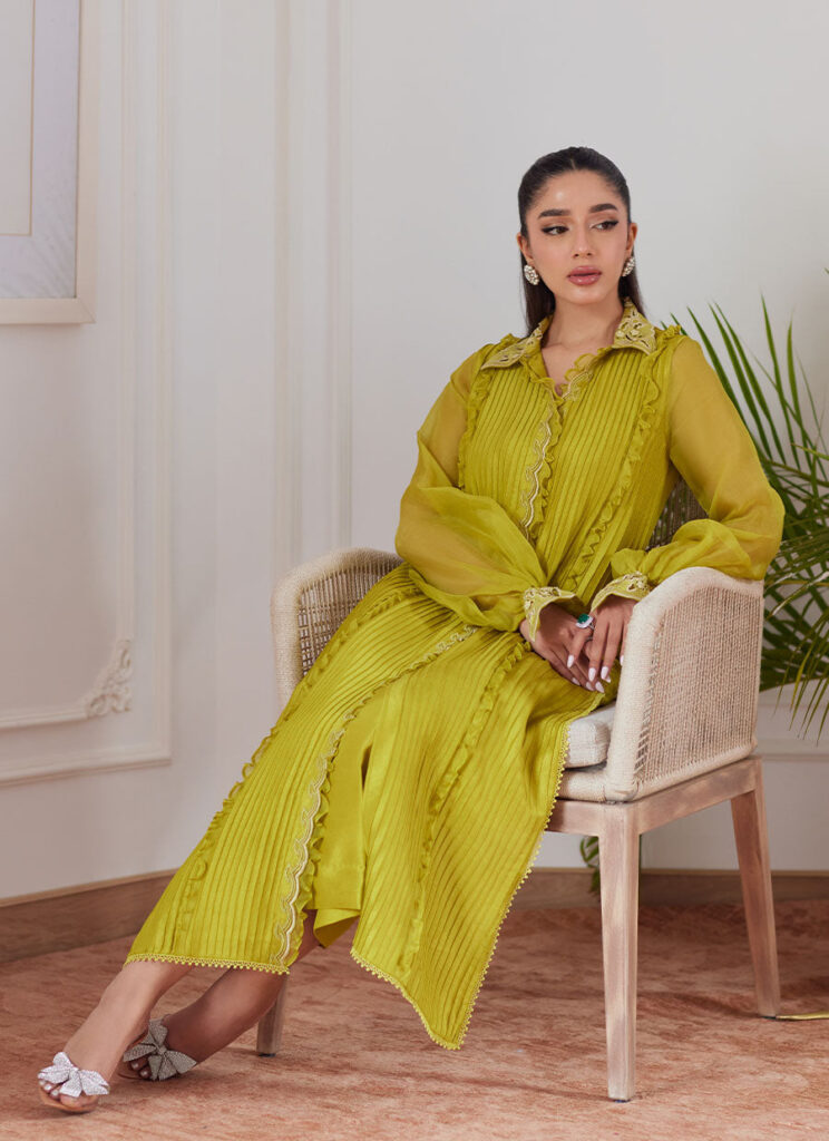 Faustine Kiwi Embroidered Raw Silk Shirt - Image 3