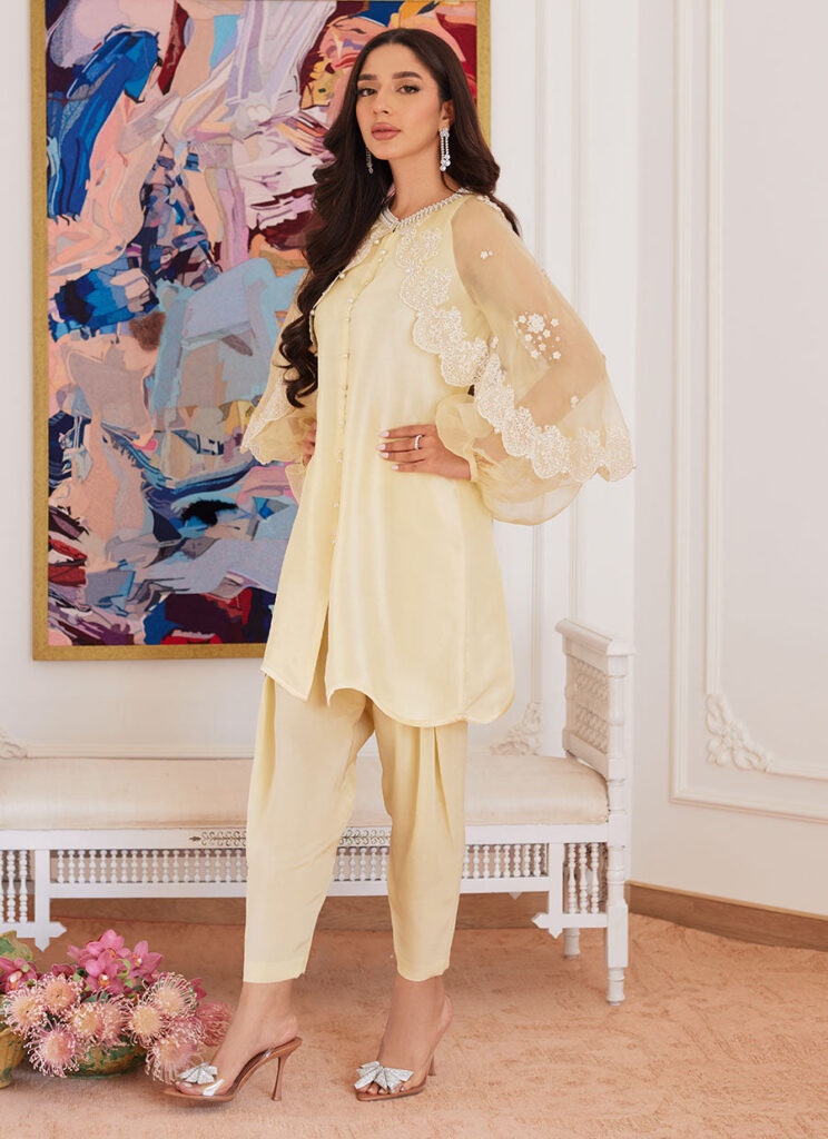 Esmeralda Pastel Yellow Raw Silk Shirt With Attached Cape - Image 2