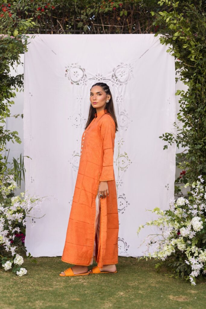 Saira - Image 2