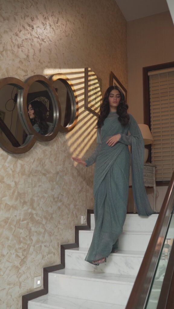 Seagreen Saree - Image 2