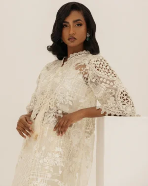 Nyra Ivory