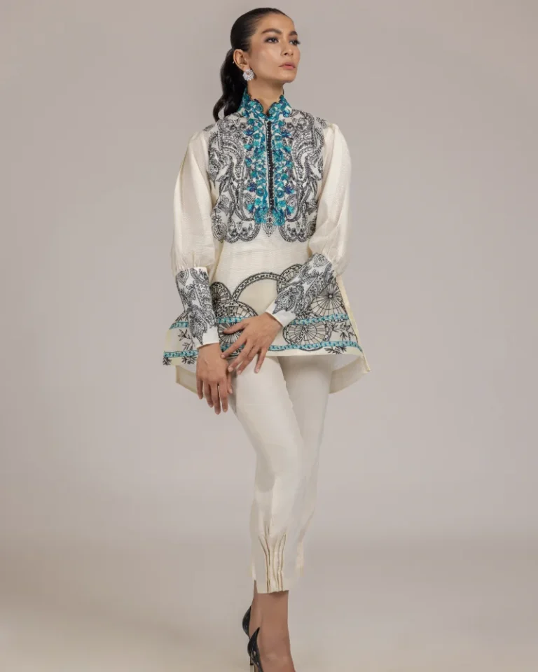 Soha Monochrome - Peacock Top - Image 2