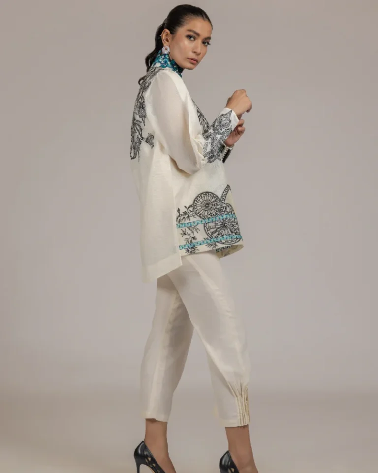 Soha Monochrome - Peacock Top - Image 3