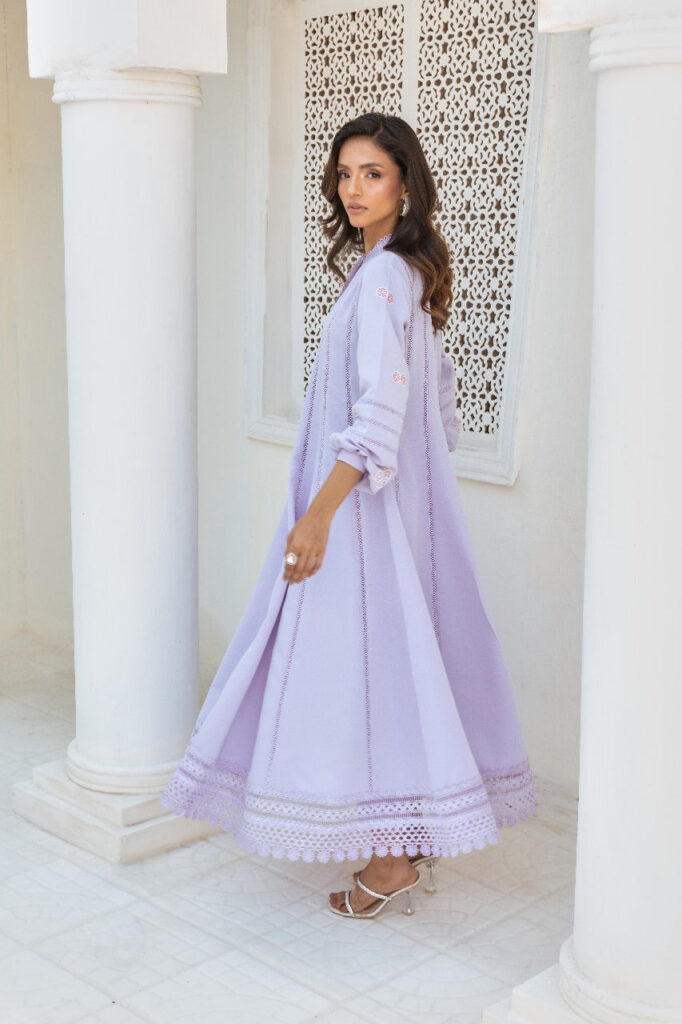 Zoya - Image 6