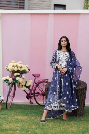Silver Petals Silk Fusion Ensemble