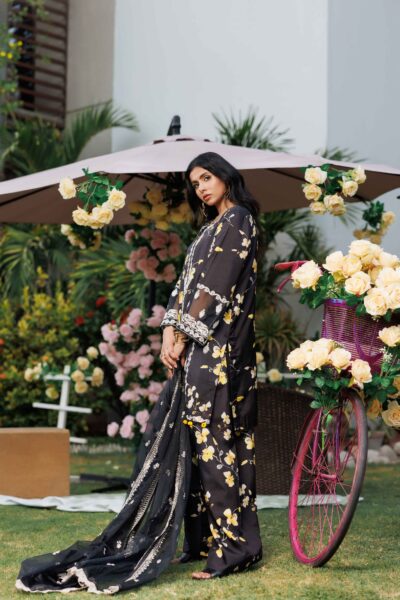 Monochrome Sunburst Silk Ensemble - Image 3