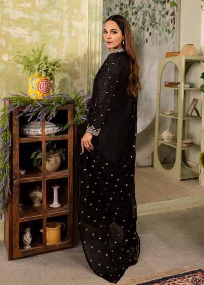 Elana - Image 8