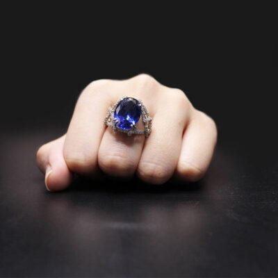 The Bold and Beautiful Ring - Image 2