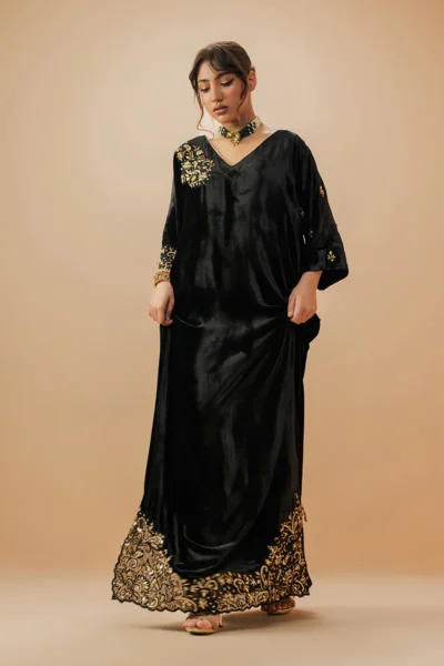 Saira Velvet Gown - Image 3