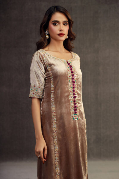 Naira - Image 4