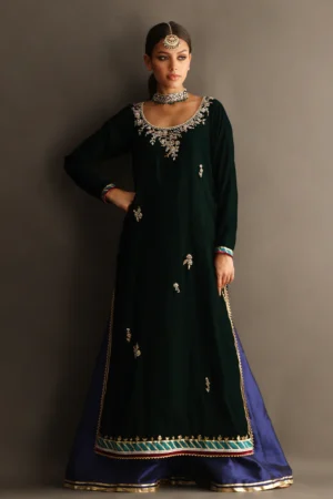 Regal Essence