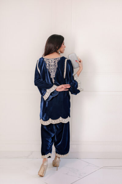 Javeria Navy Firdous Velvet Set - Image 2